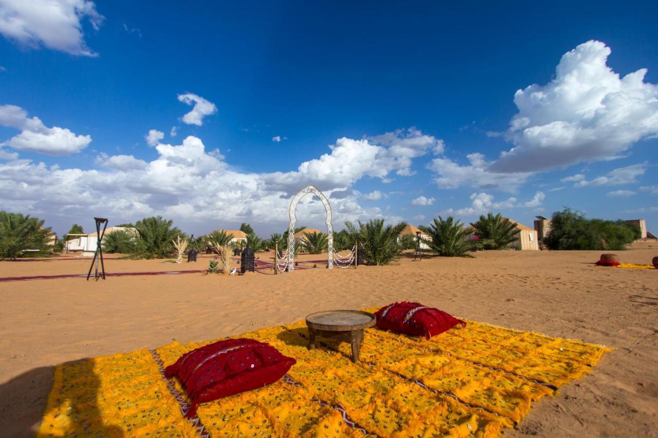 Hotel Sahara Sky Luxury Camp Merzouga Exterior foto