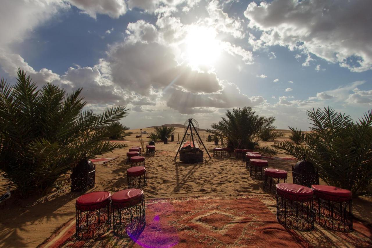 Hotel Sahara Sky Luxury Camp Merzouga Exterior foto